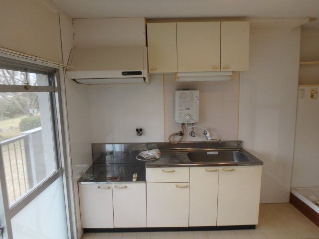 徳力団地131棟のキッチン