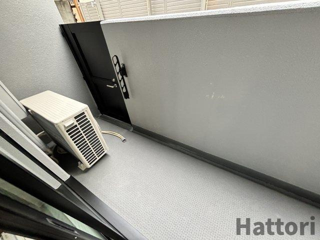 ブロード服部天神駅前レジデンスのバルコニー