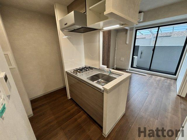 ブロード服部天神駅前レジデンスのキッチン