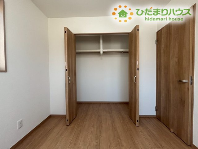 鴻巣市屈巣　第3期　新築一戸建て　ワイウッドコート　03の収納