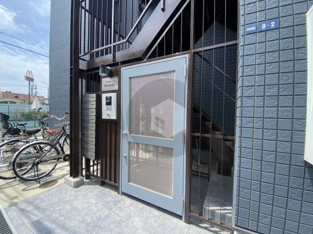 ピュアファーストNAGASEのエントランス