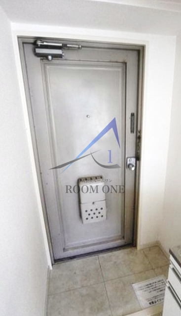 メゾン・ド・パピヨンの玄関|玄関です。