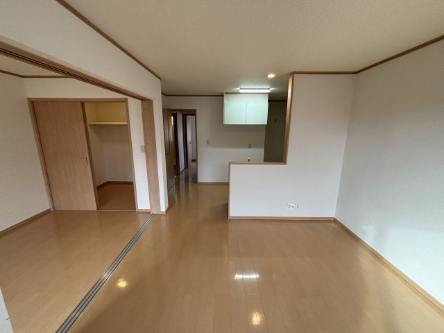 ヴェルジェ畑中の居間・リビング