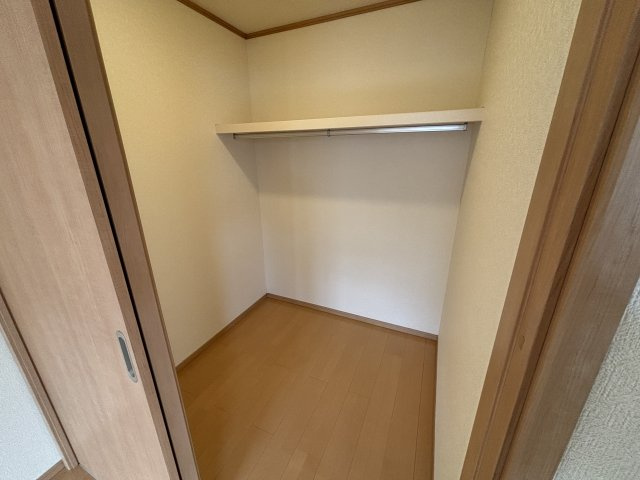 ヴェルジェ畑中の収納