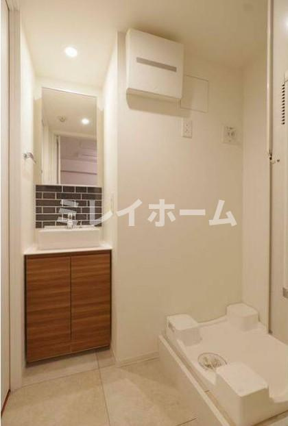 ジニア不動前の独立洗面台