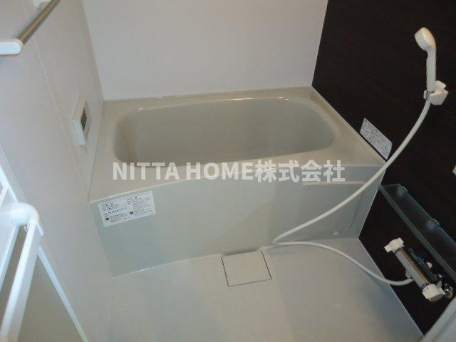 クローバーの浴室|お風呂には便利な浴室乾燥機有り＊