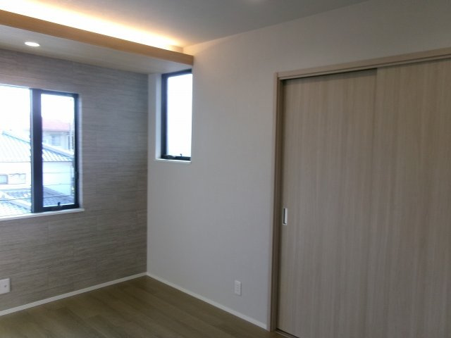 グランフォート明石城北の洋室