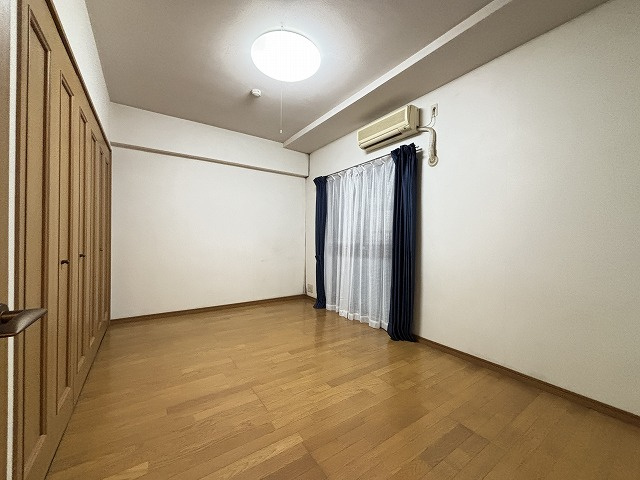 【洋室】 | サンリヤンガーデン春日Ⅲ番館