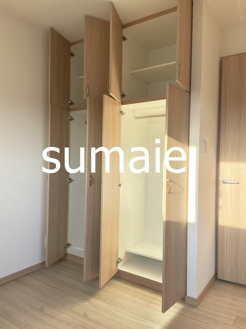 ルーブル王子本町の収納|クローゼットです☆