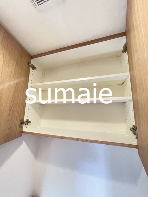 ルーブル王子本町の収納|トイレの上にも収納あり♪