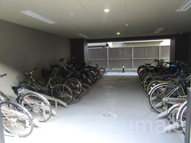 ルーブル王子本町のその他共用部分|駐輪場です☆