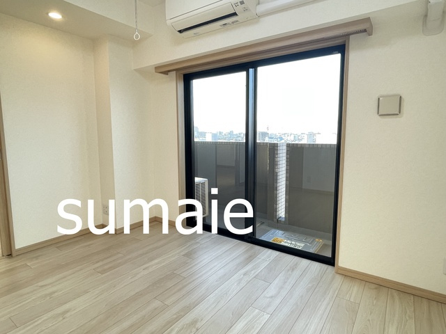 ルーブル王子本町の洋室|きれいなお部屋です☆