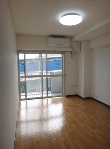 杉並区宮前２丁目の賃貸マンションの居間・リビング