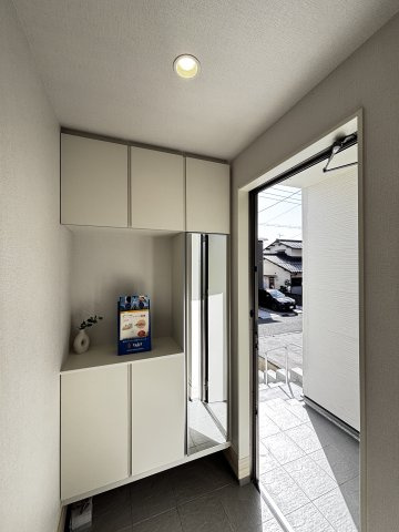 新築戸建　可部6丁目(No.１／No.２)の玄関