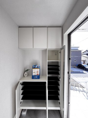 新築戸建　可部6丁目(No.１／No.２)の玄関