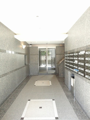 【エントランス】 | ルーブル小竹向原弐番館 | 建物の内部です