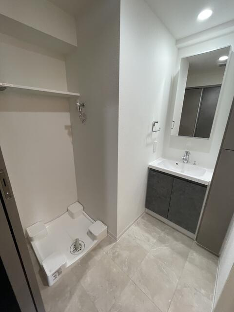 クレストコート中板橋の洗面所|収納付きで使い勝手良好 