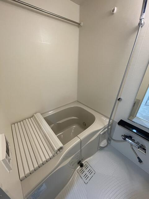 クレストコート中板橋の浴室|清潔感あるバスルーム 