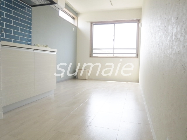 blue Palette赤羽の居間・リビング|洋室です☆