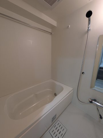 GENOVIA六町の浴室