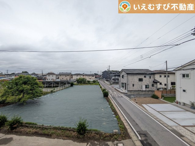 Cradle garden　大泉町寄木戸第17の展望|高い建物が無く開放感のある展望
バルコニーからの展望も開けていて閑静な住宅地が望めます。日当りも良いですね♪