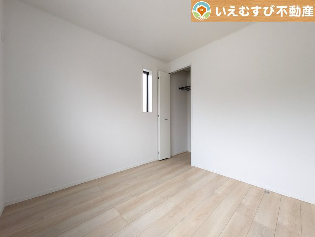 Cradle garden　大泉町寄木戸第17の洋室