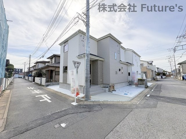 三郷市上彦名　新築戸建　全1棟　A号棟の前面道路含む現地写真|前面道路含む現地写真です。