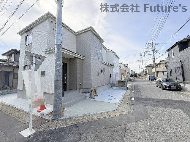 三郷市上彦名　新築戸建　全1棟　A号棟の前面道路含む現地写真|前面道路含む現地写真です。