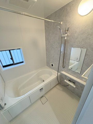 三郷市上彦名　新築戸建　全1棟　A号棟の浴室|追焚・浴室乾燥機が付いた快適な一坪バス
