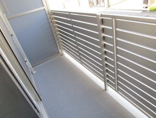 クレマチスのバルコニー