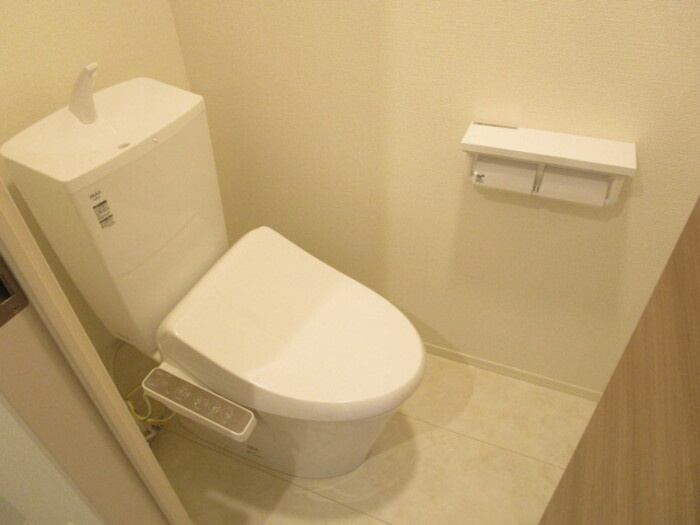 クレマチスのトイレ