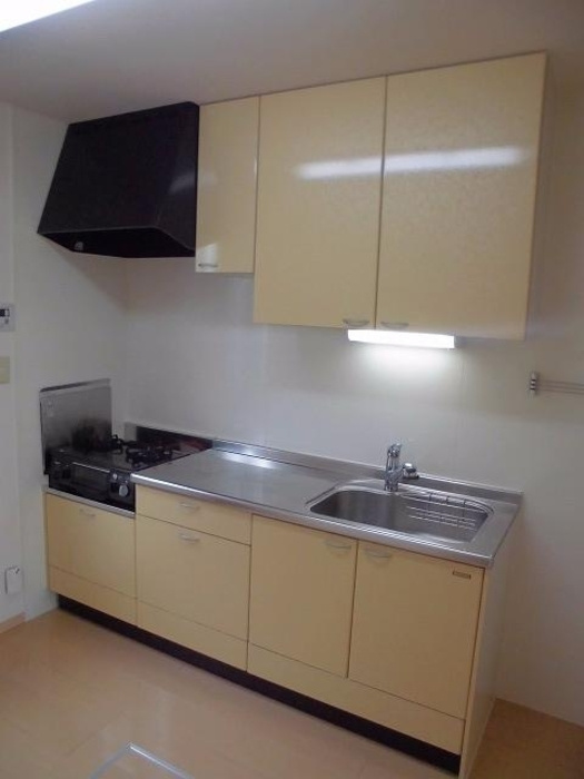 ディアコート札場 C棟のキッチン|キッチン