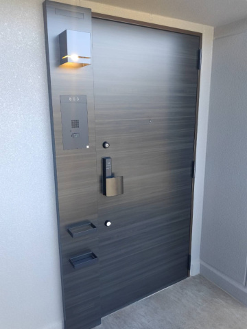 ラルステージ段原 THE MIDの玄関|きれいな玄関です