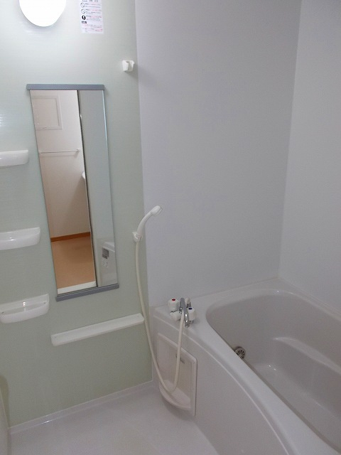 サニースクエア　Ａの浴室|バス