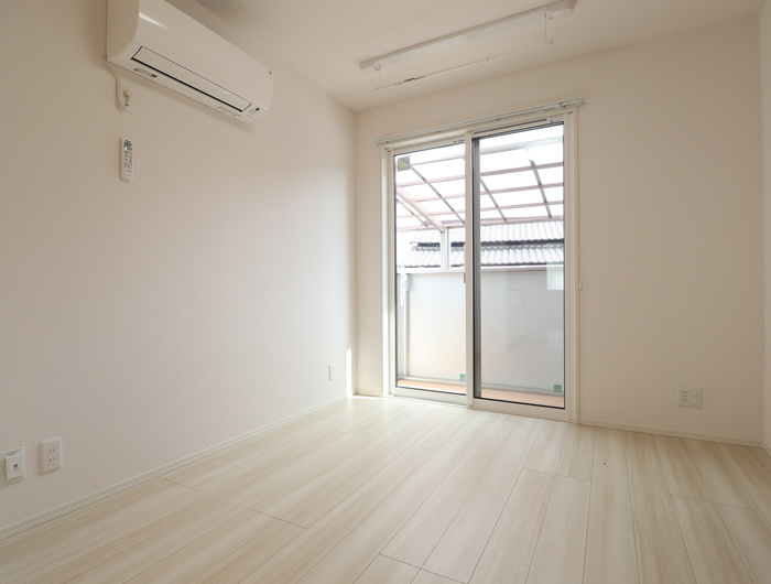 クアトロ・カーサ江津の居間・リビング