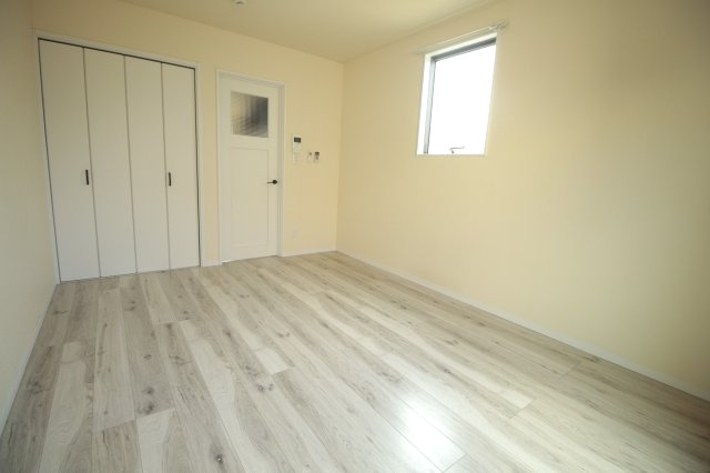 AQUE15の洋室|3階角部屋♪