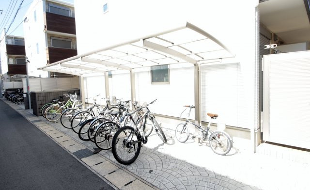 AQUE15のその他共用部分|駐輪場です。