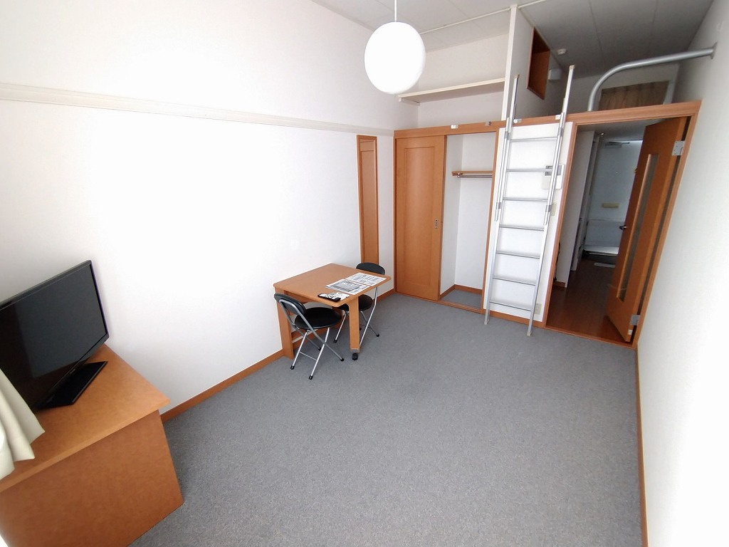 レオパレスサンヴィレッジ16の寝室