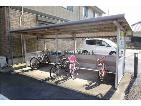 コンフォール・オリエAのその他共用部分|駐輪場