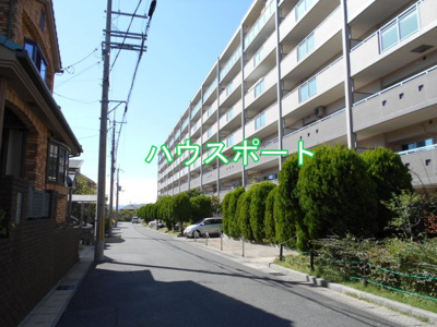 【外観】 | リーデンススクエア宇治伊勢田