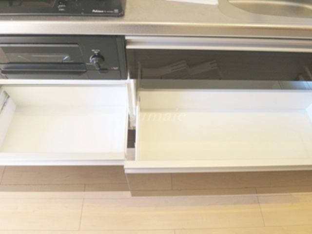 パレシュクルのキッチン|キッチン収納です☆