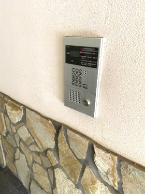 【セキュリティ】 | スターダスト晴貞 | オートロック付きでセキュリティーも安心