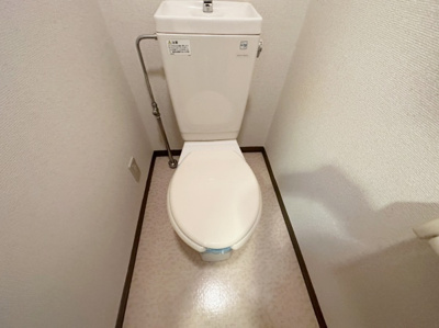 【トイレ】 | スターダスト晴貞 | 清潔感のあるトイレです