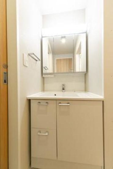 【洗面所】 | メルクマール京王笹塚レジデンス | ※写真は同タイプ住戸です。