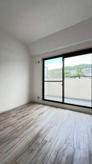 【洋室】 | ライオンズマンション雲雀丘花屋敷 | 洋室