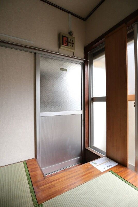 ＢＯＸＹ南長崎の玄関