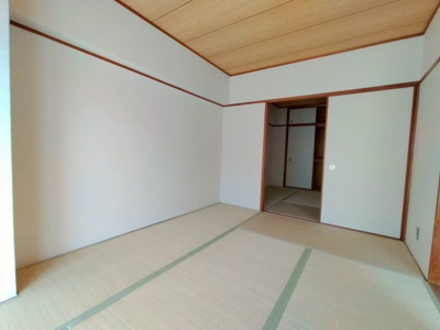 【和室】 | ハイマートすみれ | 和室（約6.0帖）