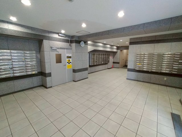 ハイマートすみれのエントランス