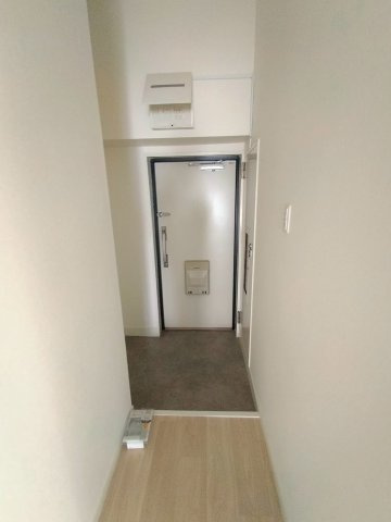 ハイマートすみれの玄関|お好みのシューズラックやボックスを置けるスペースがあります！