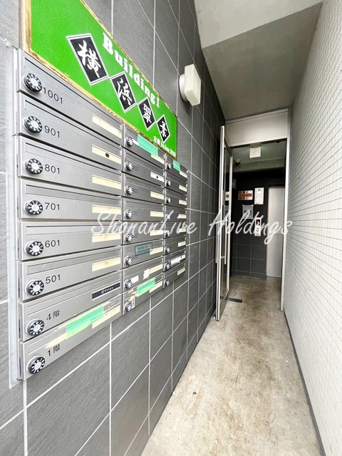 横浜翠葉BuildingⅠのエントランス|オートロック完備♪